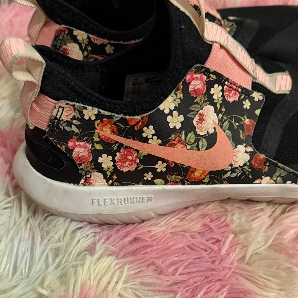 Nike Kids Black and Pink Floral Sneakers